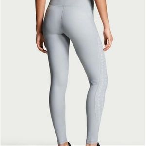 Victoria's Secret Sport Knockout Tight Leggings